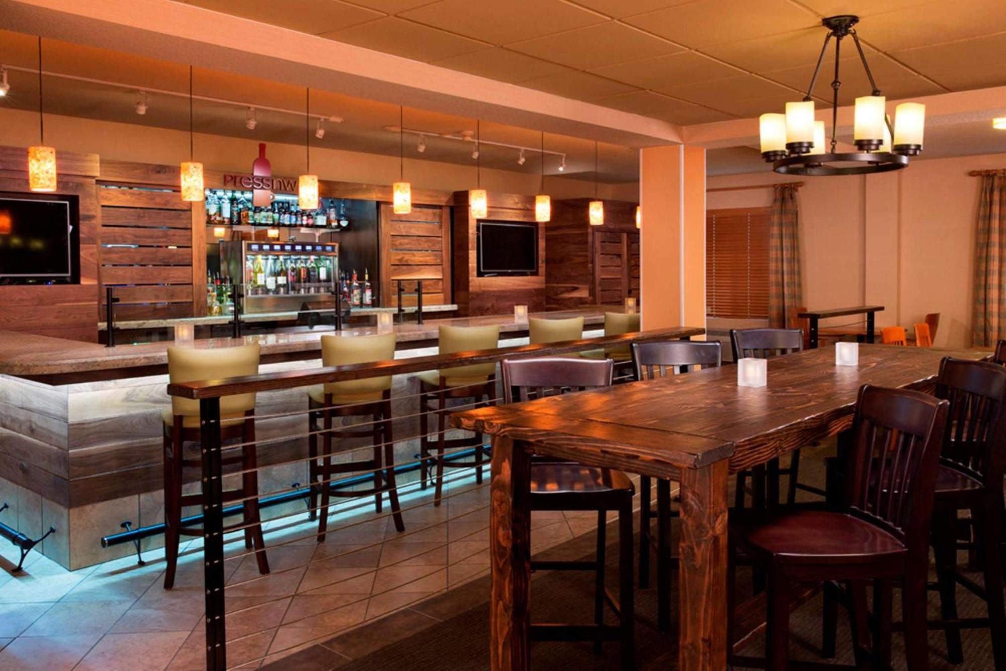 Doubletree By Hilton Vancouver Luaran gambar