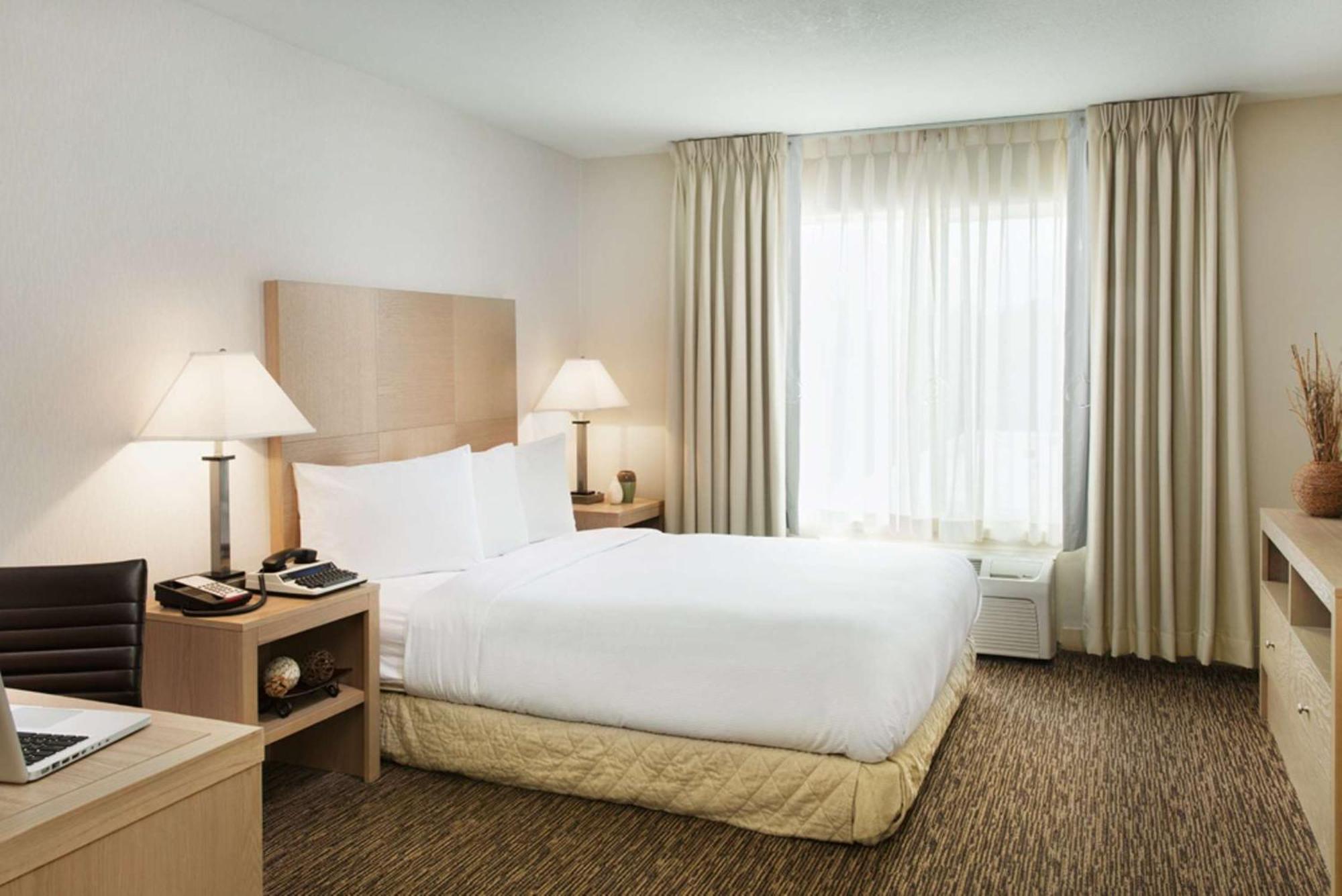 Doubletree By Hilton Vancouver Luaran gambar